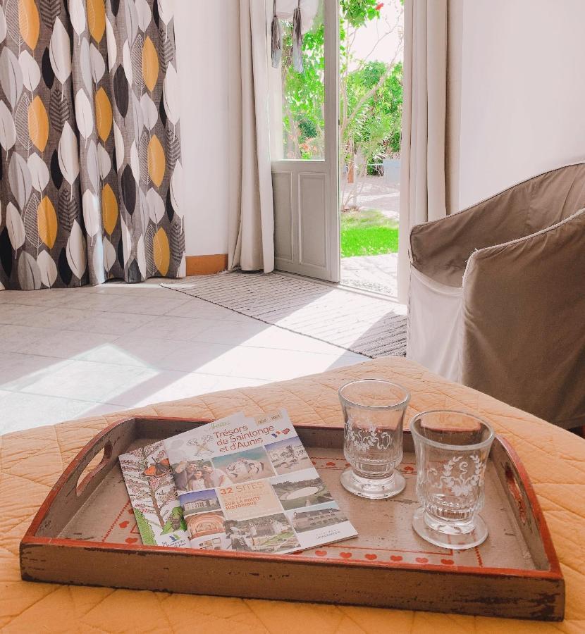 Chambre D'Hotes Les Bains Du Bruant Saint-Porchaire Ngoại thất bức ảnh